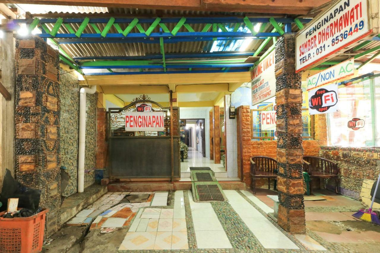 Dharmawati Homestay Syariah At Terminal Purabaya Waru Exterior foto