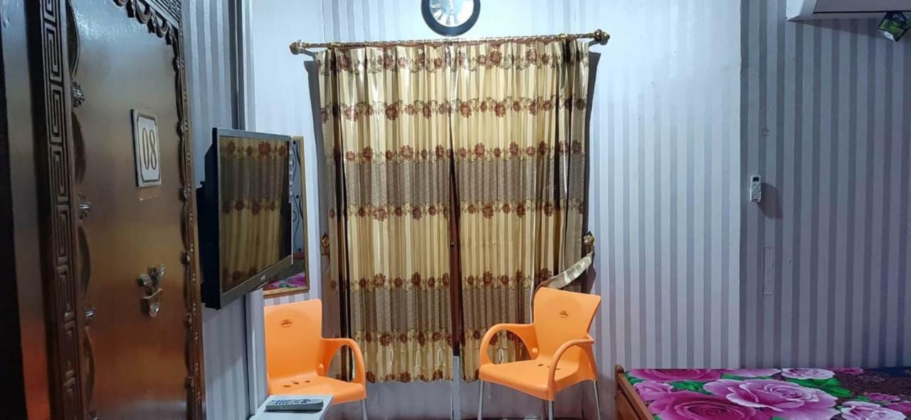 Dharmawati Homestay Syariah At Terminal Purabaya Waru Exterior foto